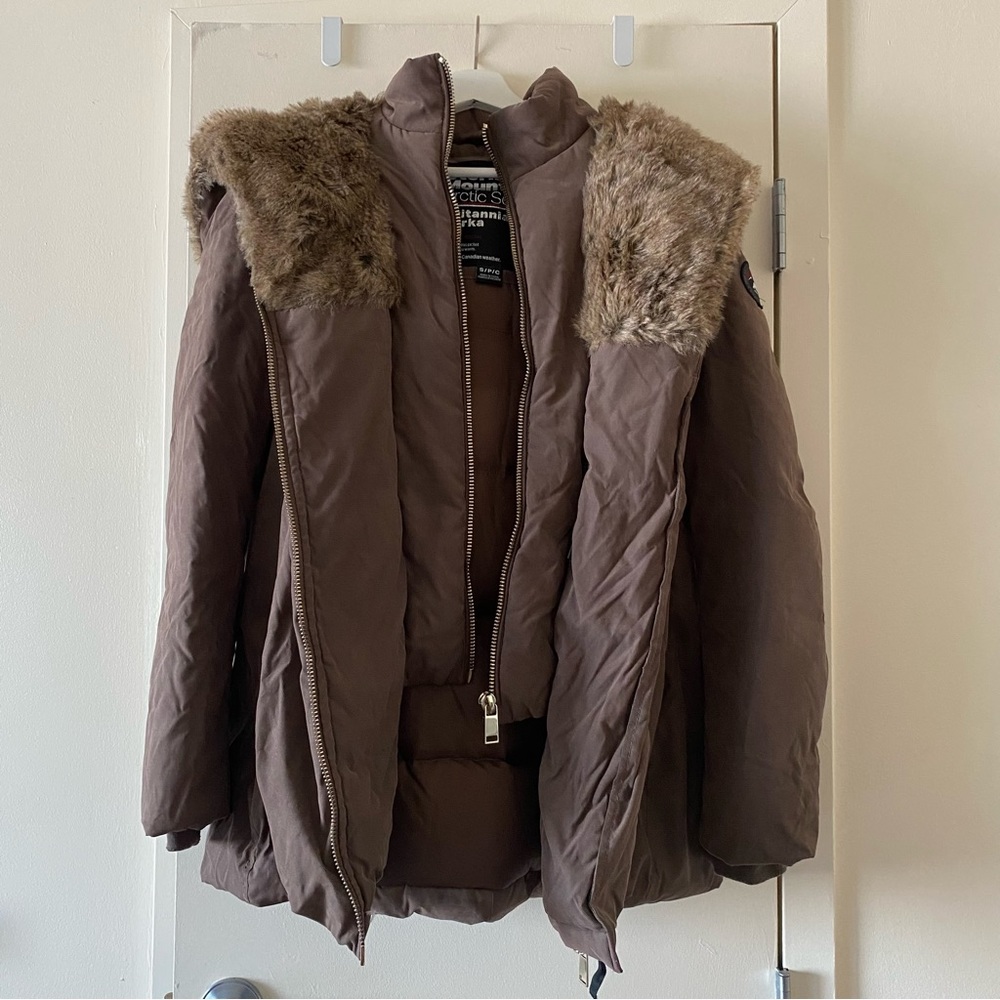 Storm Mountain Arctic Series Brown Puffer Coat Women’s Size Small Faux Fur Hood